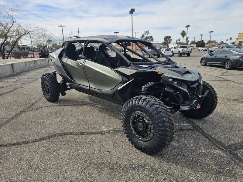 2026 Can-Am Maverick R MAX X rc With Smart-Shox