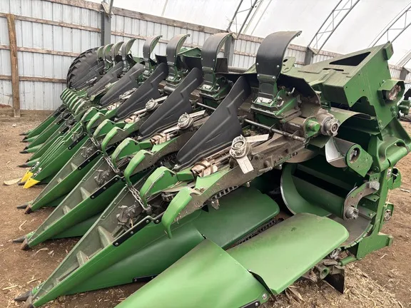 2025 John Deere CF 16