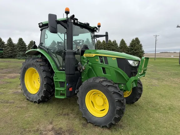 2025 John Deere 6R 120