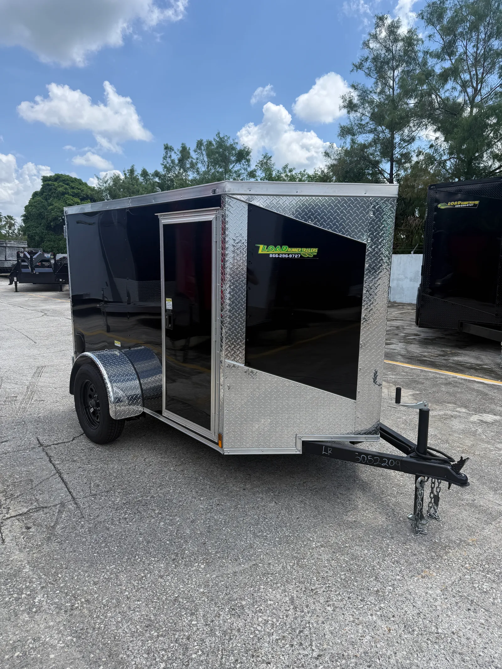2026 Hook & Line EV5-8S3-D
