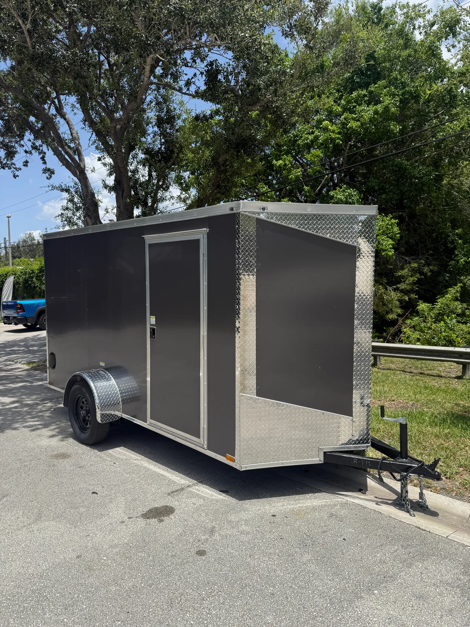 2026 Hook & Line EV6-12S3-DD
