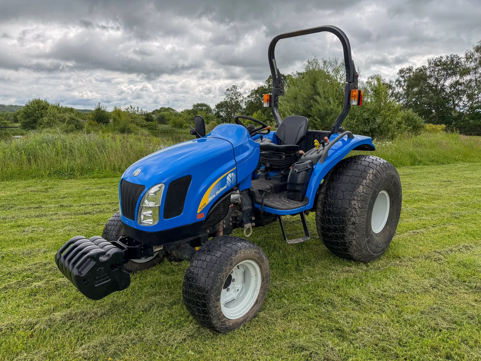 Used New Holland TC45DA Compact Tractor