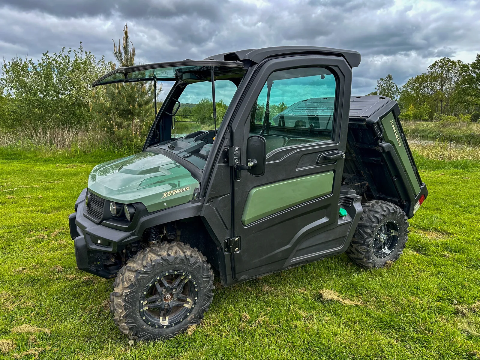 Used John Deere Gator XUV865M UTV
