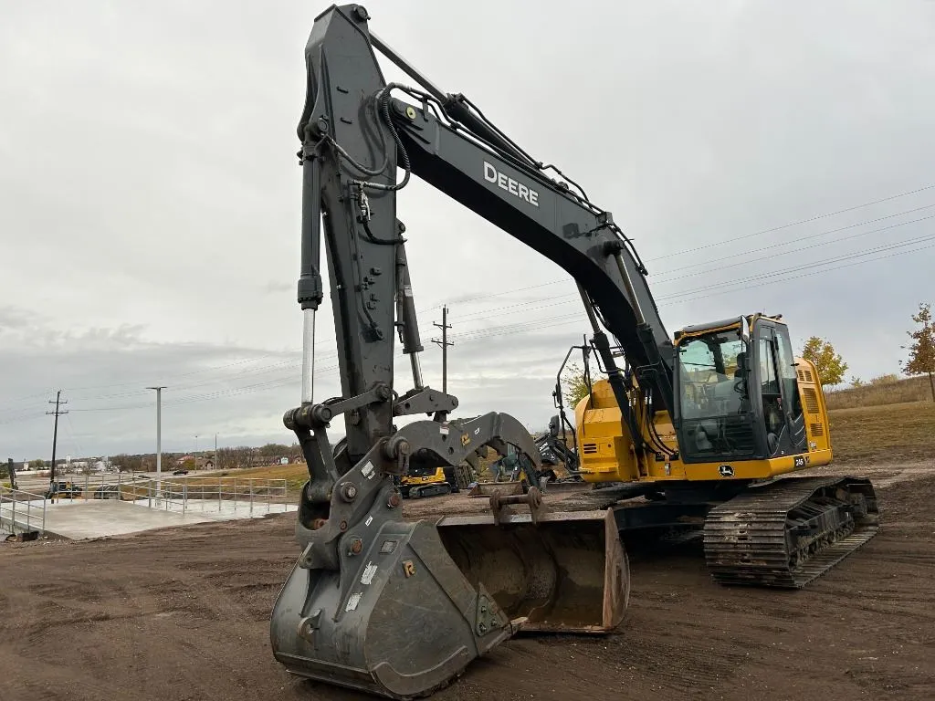 2025 John Deere 245P