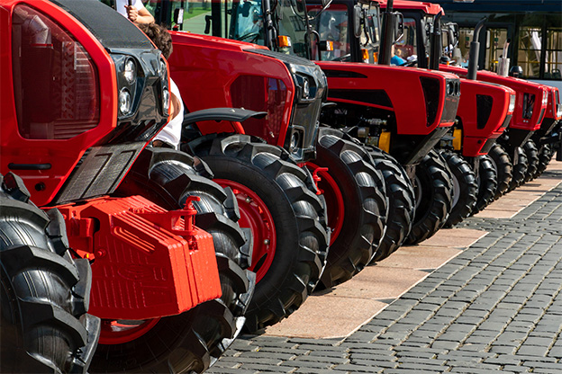 Your Ultimate 2024 Guide to Picking the Right Tractor